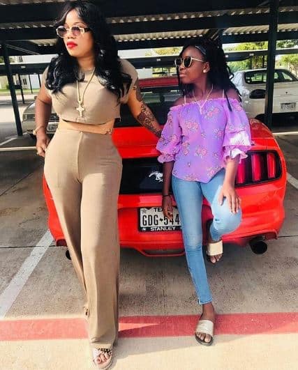 Toyin Lawani cries out as old men disturb her 14-year-old daughter (screenshot) 