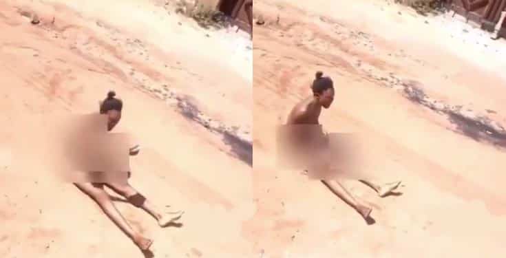 Lady strips naked o curse her boyfriend who dumped her (video)