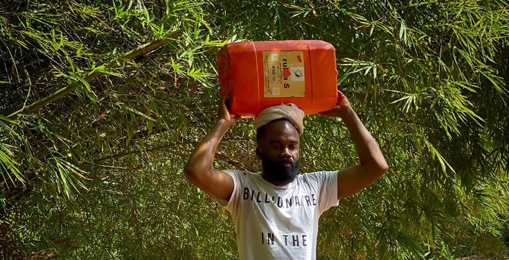Noble Igwe receives criticisms for a photo he shared showcasing his hometown