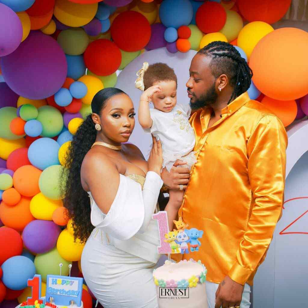 "Is she adopted" - Reactions as fans compare Bambam, Teddy A's complexion with daughter