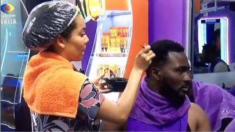 "Wild card love" - Reactions as Maria is spotted styling Pere's hair (Video)
