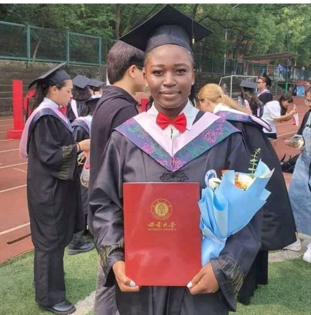 "I won 10 awards" - Nigerian student who gave a speech in Chinese flaunts awards
