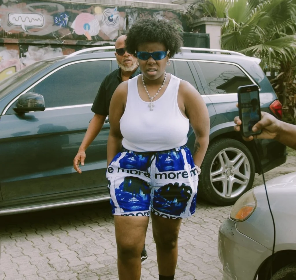 “Teni is gay and she wants to come out” — Fan alleges as she dissects the musician’s lyrics of new song 