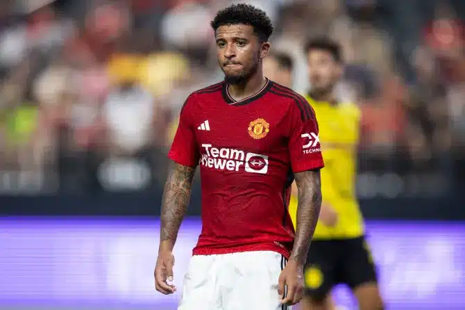 Jadon Sancho reportedly removed from Man United's WhatsApp group, as brawl continues