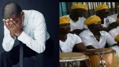“Your babe na senior man” — Reactions as man cries out over his babe vibing to confraternity songs