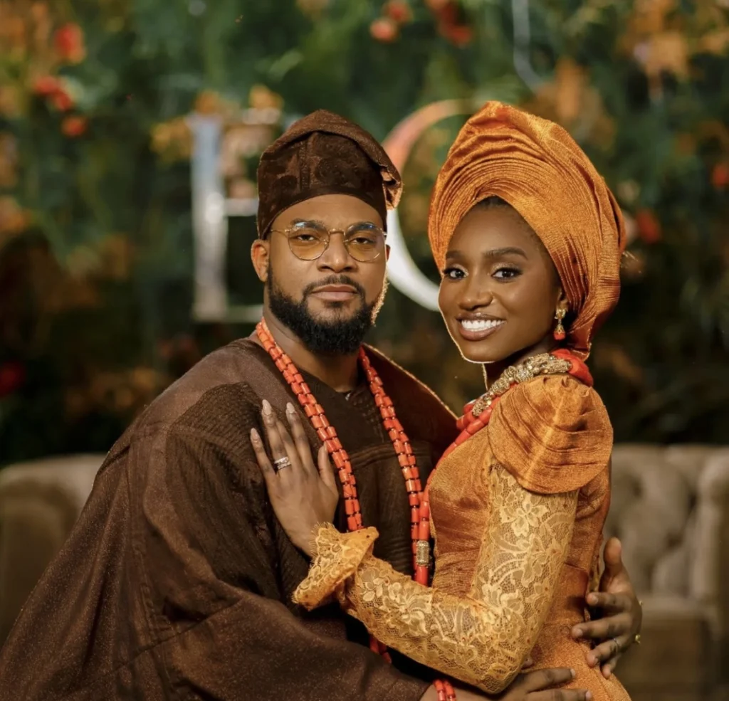 “Una don see say the babe no small” — Netizens discover that Kunle Remi’s bride is Femi Otedola’s niece