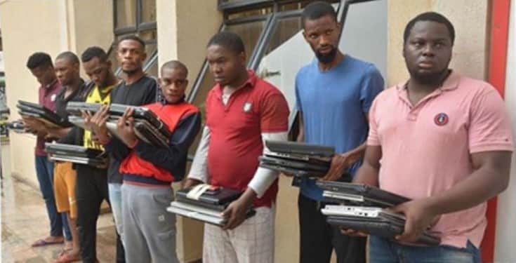 EFCC Arrests 33 Suspected Fraudsters In Imo State