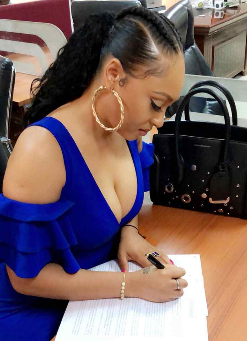 Rosaline Meurer, Glo ambassador