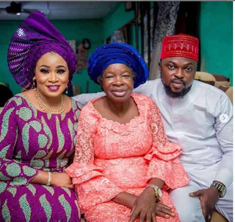 First Official Wedding Photo Of Toyin Abraham, Kolawole Ajeyemi Surface