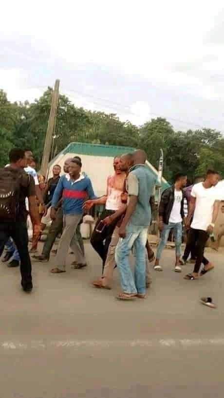 Angry youths beat up pastor for allegedly using people for rituals (photos)