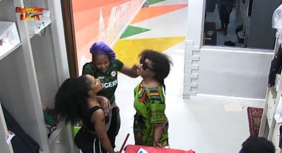 BBNaija 2019: Fire for Fire as Mercy fights Tacha, says, ‘You are smelling’ (video)