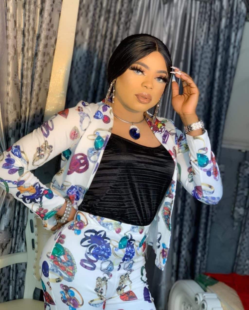 Tonto Dikeh threatens to show Bobrisky's face without makeup (Video)