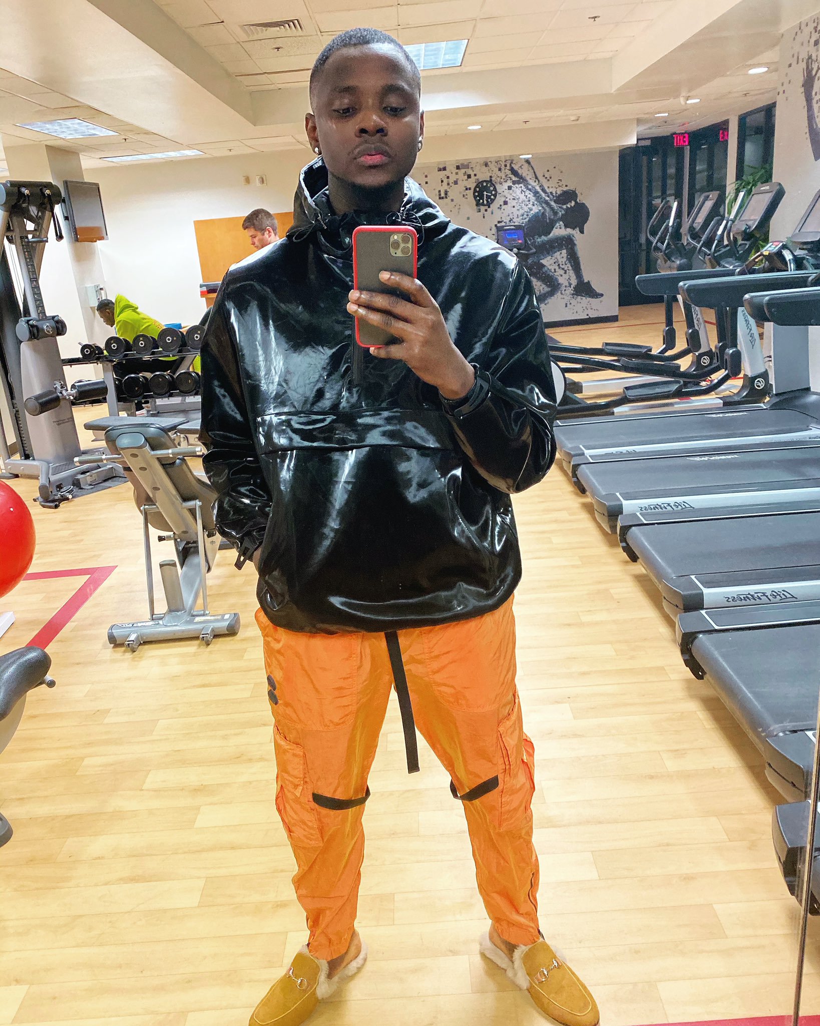 Image result for Kiss Daniel reveals he graduated with a 4.37 CGPA in Engineering  :    ,   photos