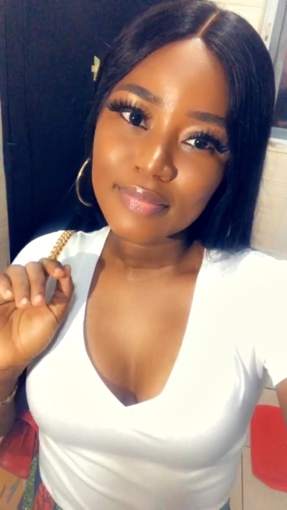 Lady narrates how she discovered her father has others kids