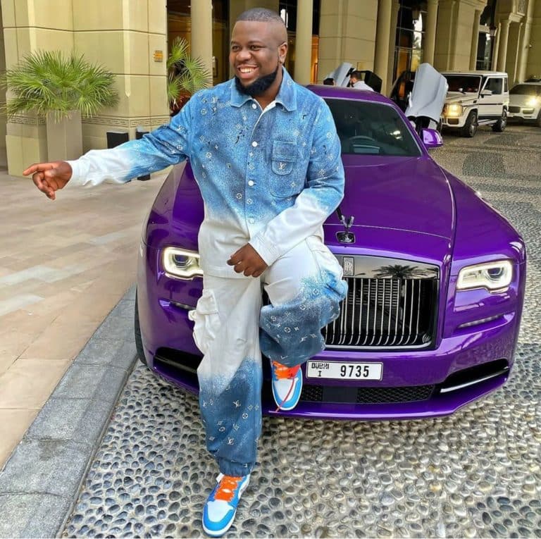 smart watch with ecg monitor