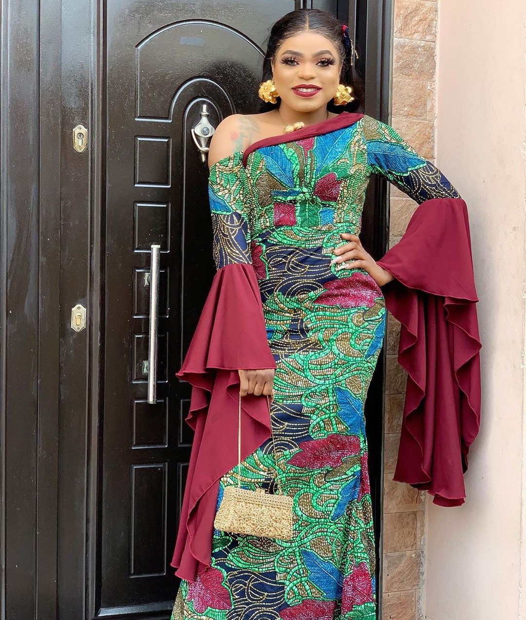 Nigerian cross dresser, Bobrisky to launch reality TV show