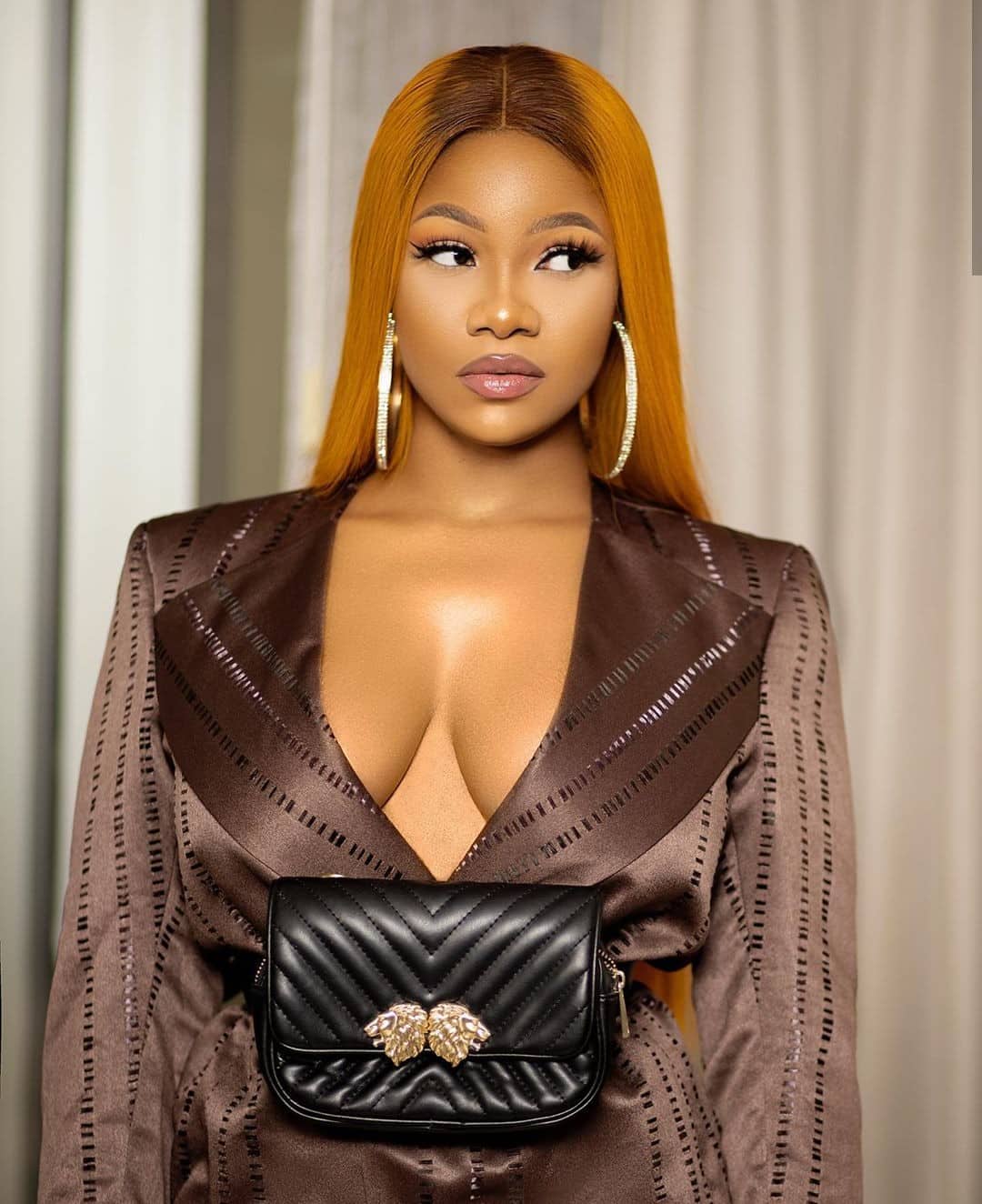 Speed Darlington places N390k for anybody who can attack Tacha (Video)