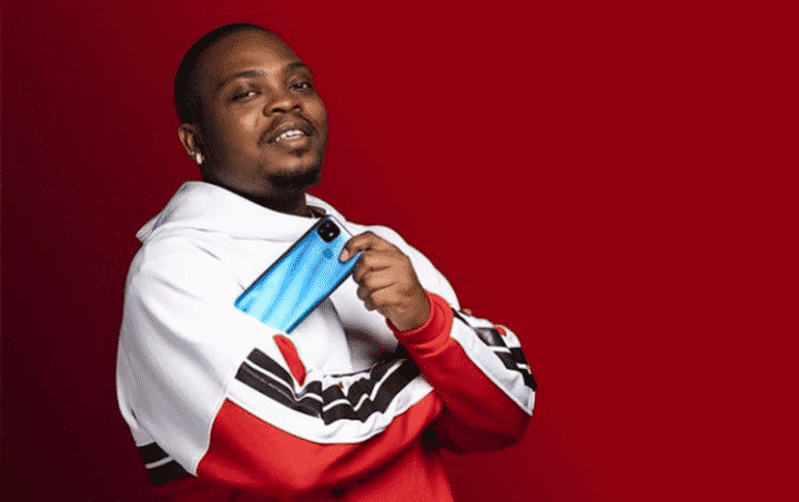 Olamide thanks Mo Hits