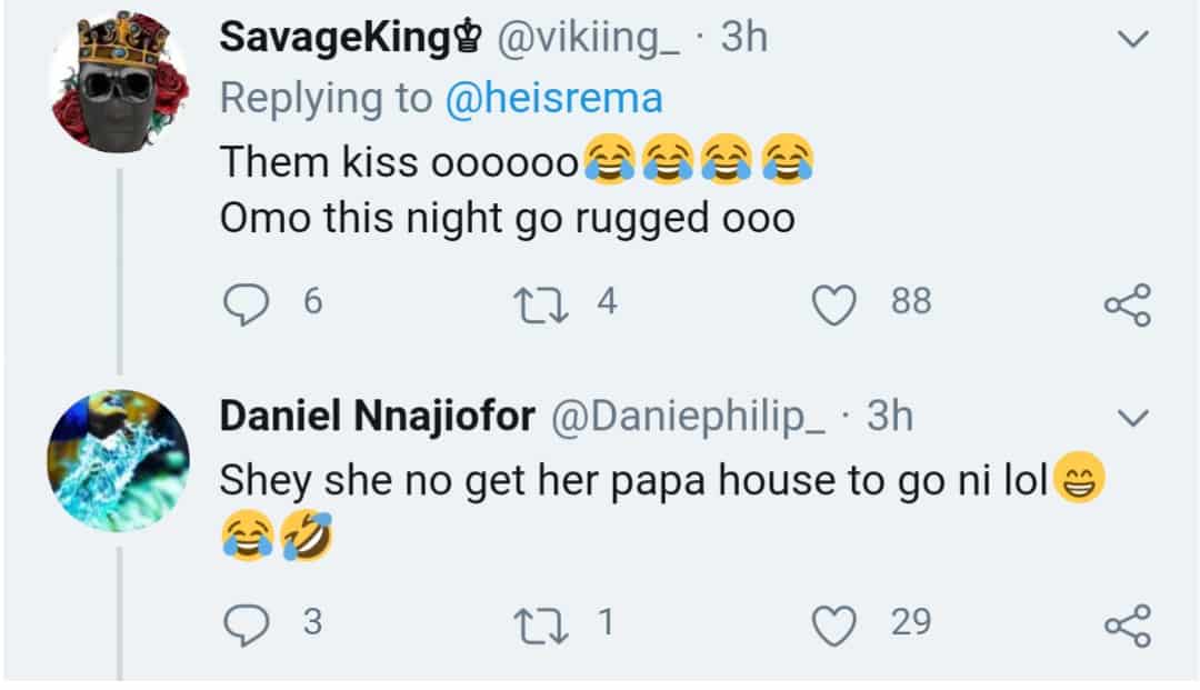 Nigerians drag Rema for kissing female fan and spraying money on her bum on first date (Video) 6