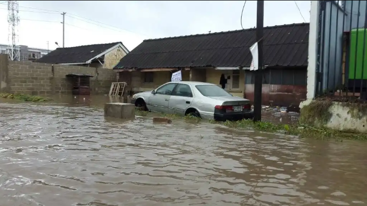 Pictures And Videos From Flooding In Lagos