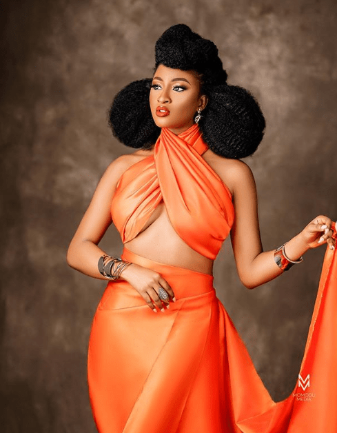 Kim Oprah black and white challenge