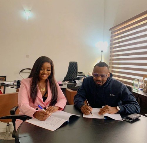 CeeC as Payporte's ambassador