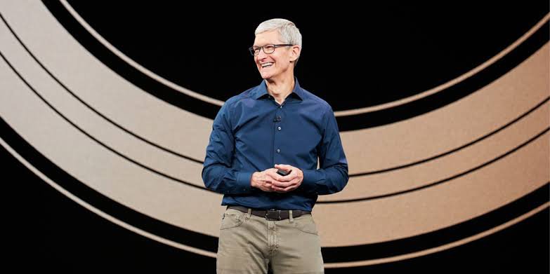 Tim Cook Becomes A Billionaire