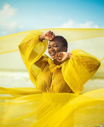 Waje celebrates 40th birthday