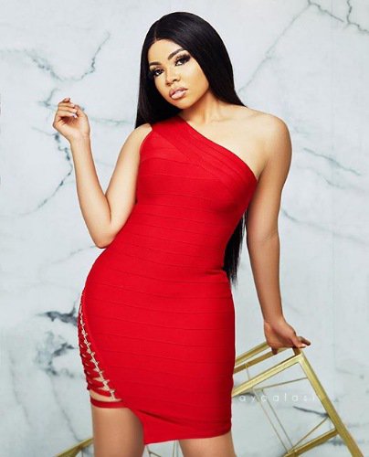 Neo hides all duvets in the house