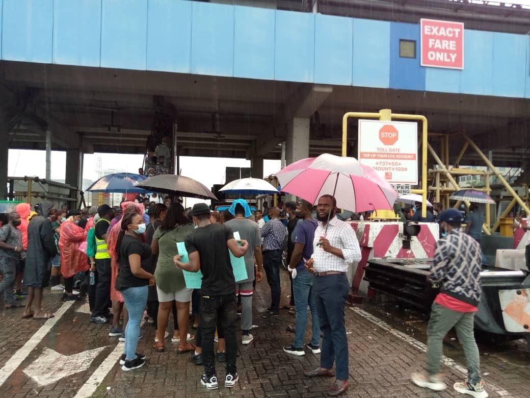 Lekki residents continue #EndSARS