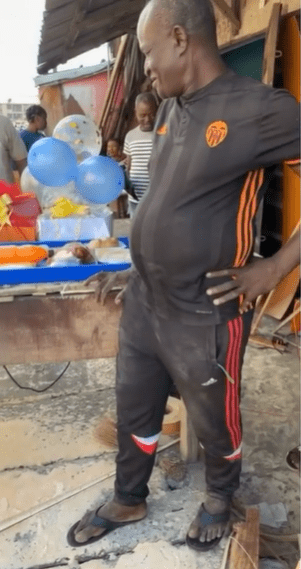'Anon' Promises To Give 1 Million Naira To Lady That Surprised Dad On His Birthday