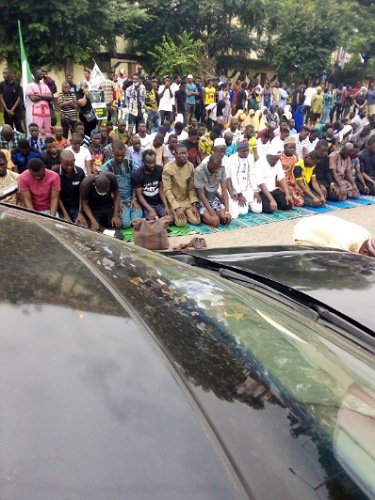 #EndSARS Jummat Prayers On The Road