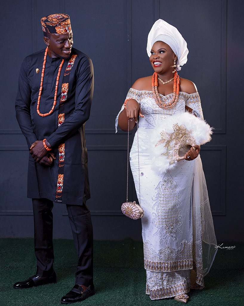 Architect proposes to baker months after baking him a cake that looks like house construction