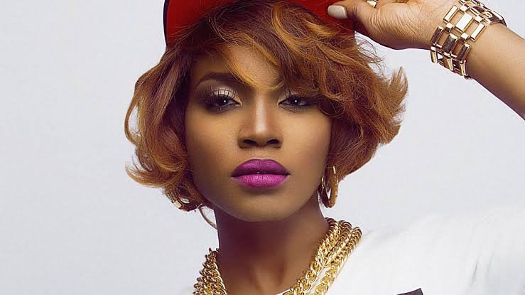 Seyi Shay sends her condolences