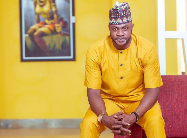 Odunlade Adekola Celebrates Birthday