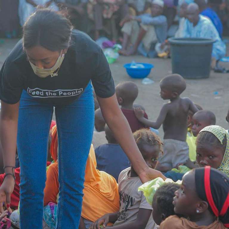 Tolanibaj feeds 350 less privileged