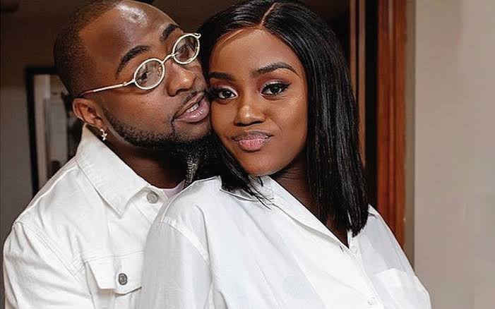 Singer Davido Chioma sparks breakup rumour