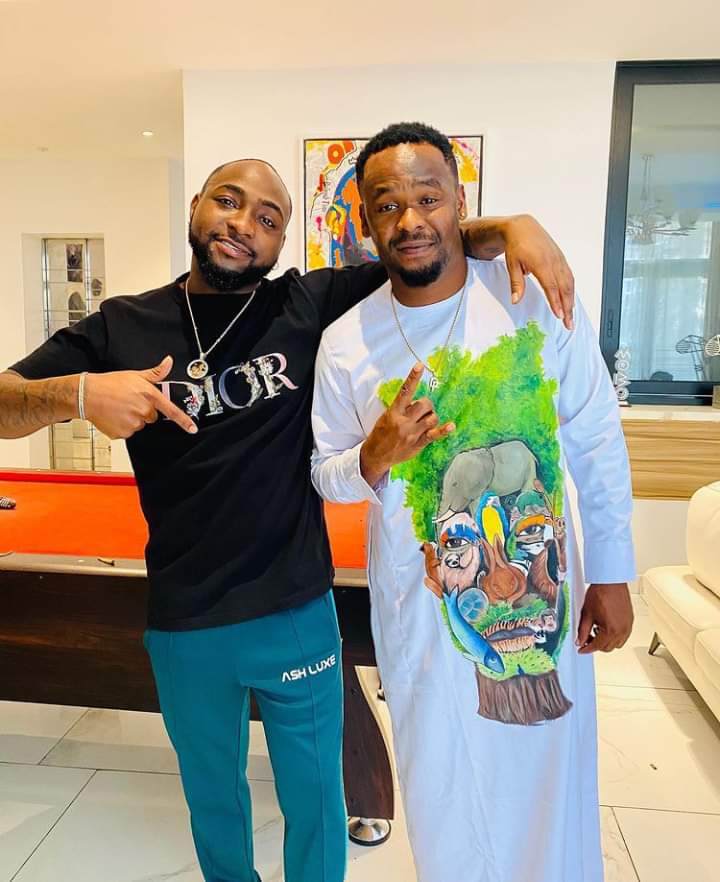 “Happiness Wan Kill Me” – Zubby Michael Super Excited As He Meets Davido 