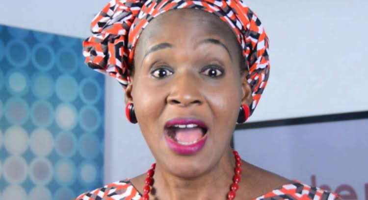 “I slapped someone for writing ‘Mrs’ beside my name” – Kemi Olunloyo