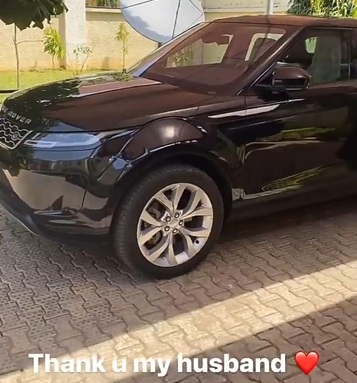 Ned Nwoko offre une Range Rover Suv à sa 5e épouse pour son 30e anniversaire (photos)