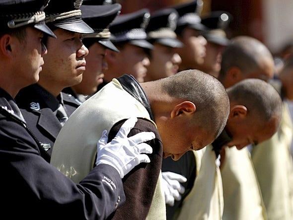 Most Chinese in Nigeria are convicts serving jail sentence - Man reveals