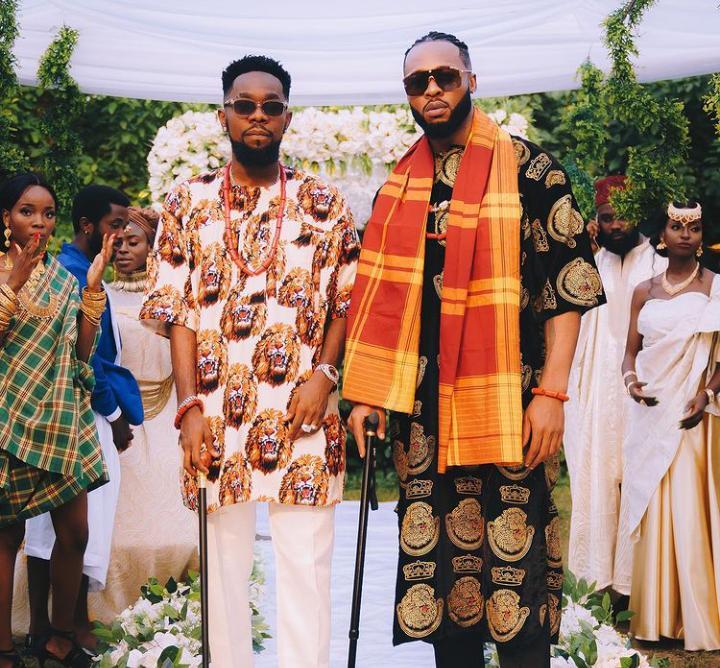 Patoranking celebrates friendship with Flavour