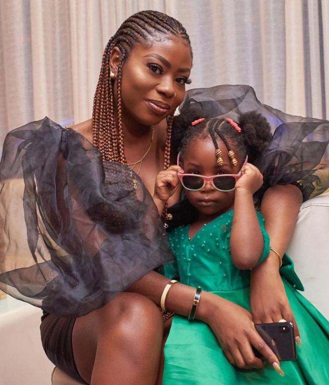 Chioma allegedly clashes with Davido over Imade's mom, Sophia Momodu