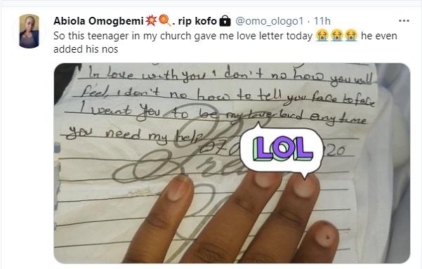 Lady shares love letter from teenager in her church asking her out
