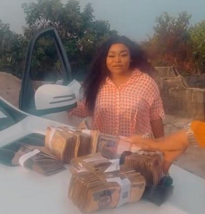 Actress, Ruth Kadiri gets cash gift as birthday present from a friend (Video)