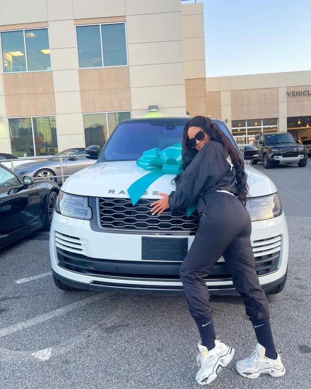 Nina Ivy gets brand new Range Rover gift from husband (Video)