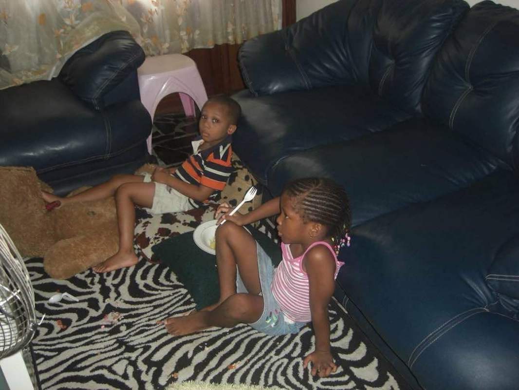 Celebrity designer, Ehi Ogbebor shares throwback photo of old house before building a mansion