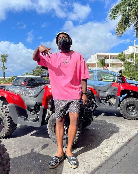 Nigerians Davido Mother's day