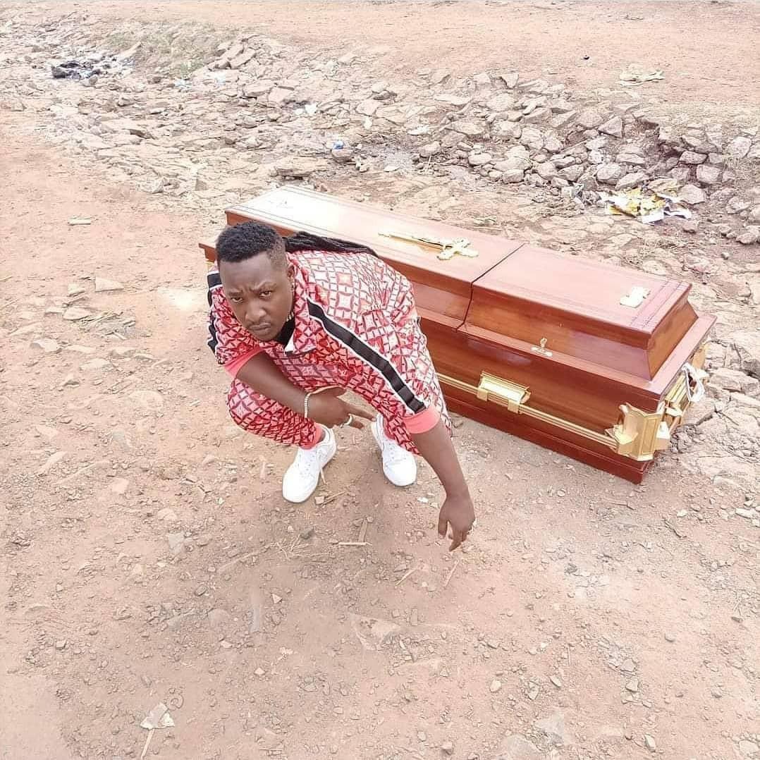 Kenyan coffin funeral musician