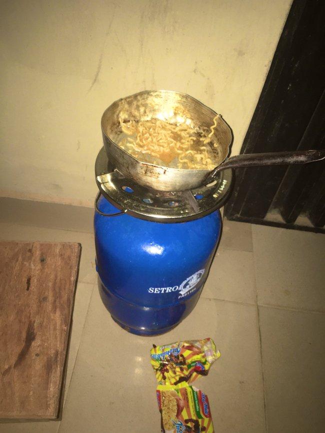 Indomie Nigeria rewards lady whose noodles got stolen on fire in school